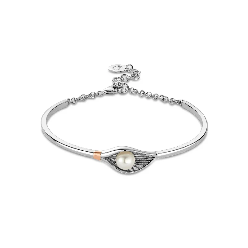 Thin - Band Wedding Bands for a Delicate and Subtle LookClogau Beachcomber Shell Silver and Pearl Bangle