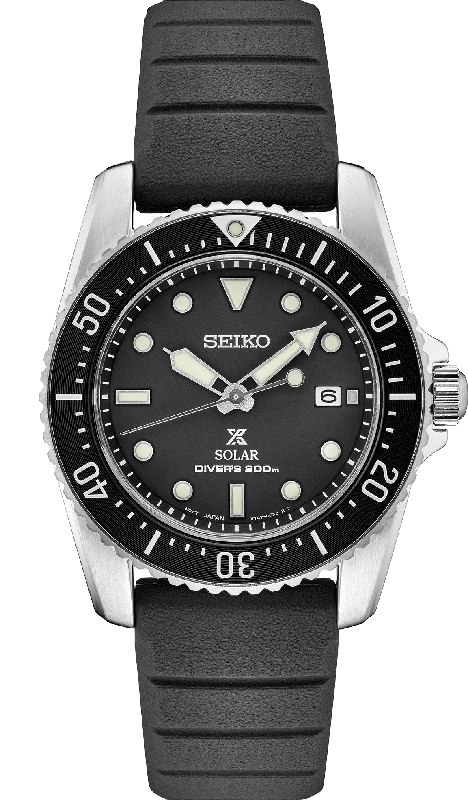 Seiko Prospex Solar Diver SNE573