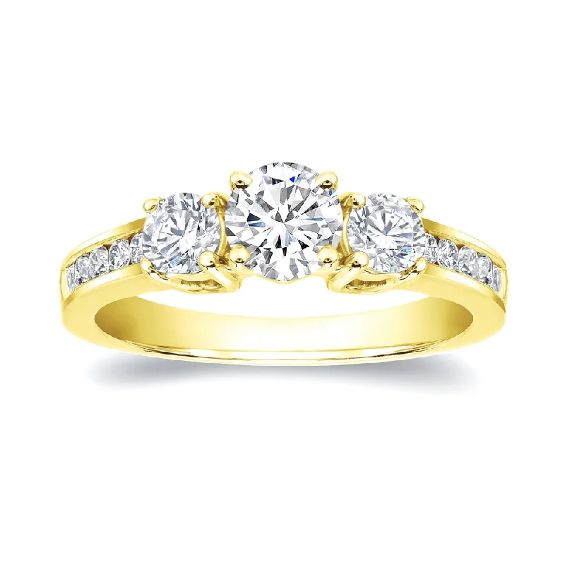 Engagement Rings with a Pavé - Set Infinity SymbolAuriya 14k Gold 1 1/3ctw Round 3-Stone Diamond Engagement Ring Certified